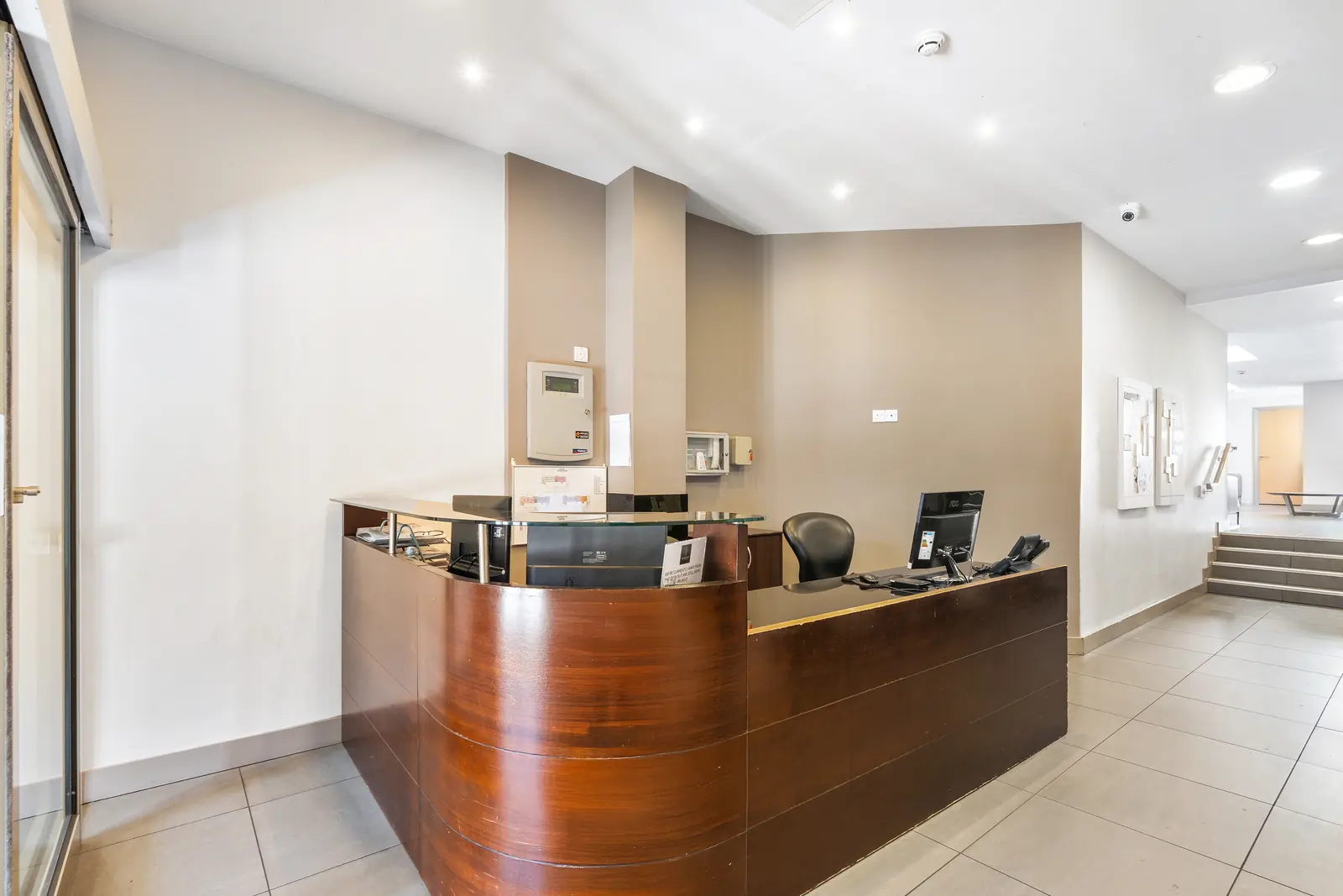 Reception desk